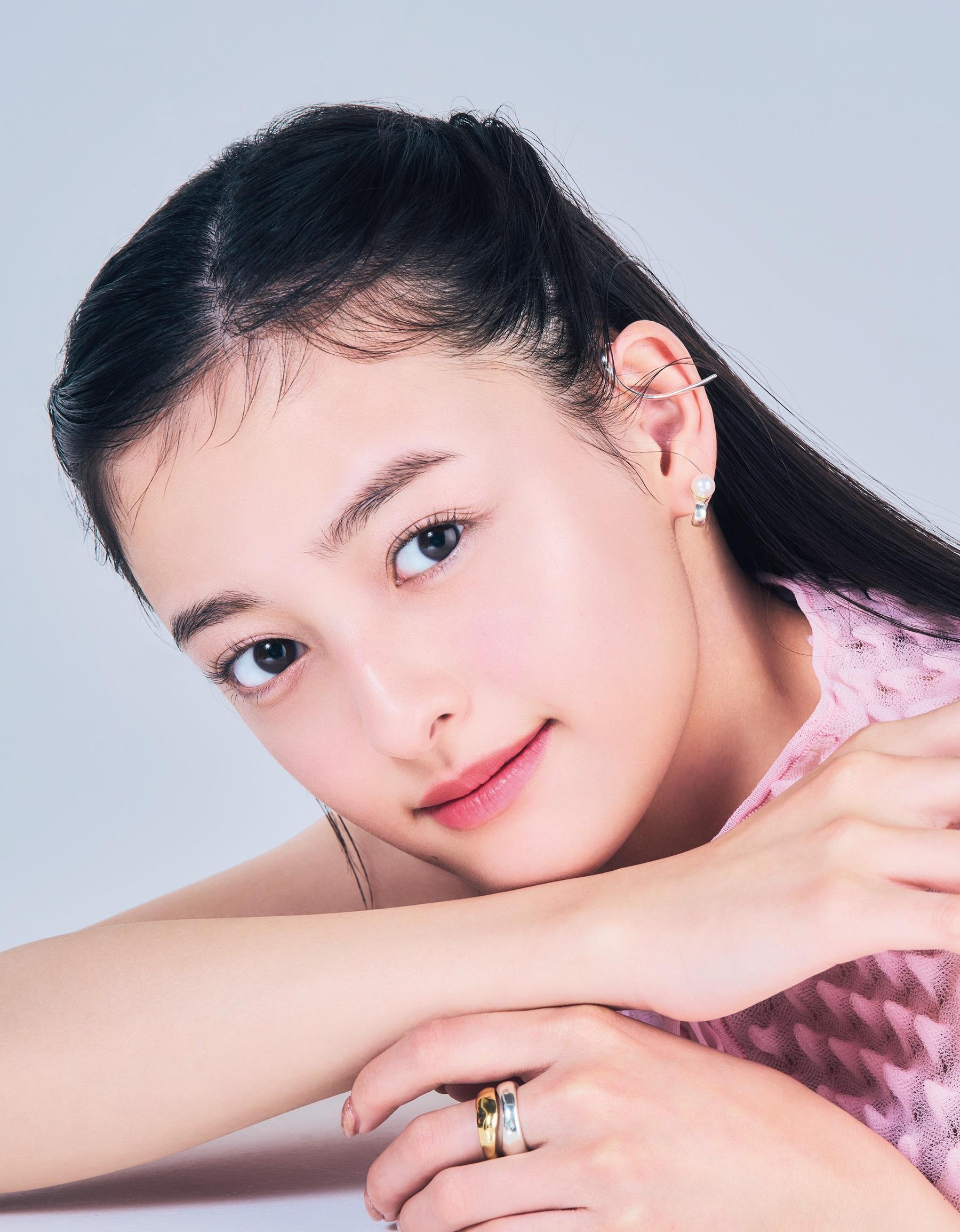 今春は“洗練されたツヤ肌”がキーワード！ 旬肌を作る、最新“美容液ファンデ”7選