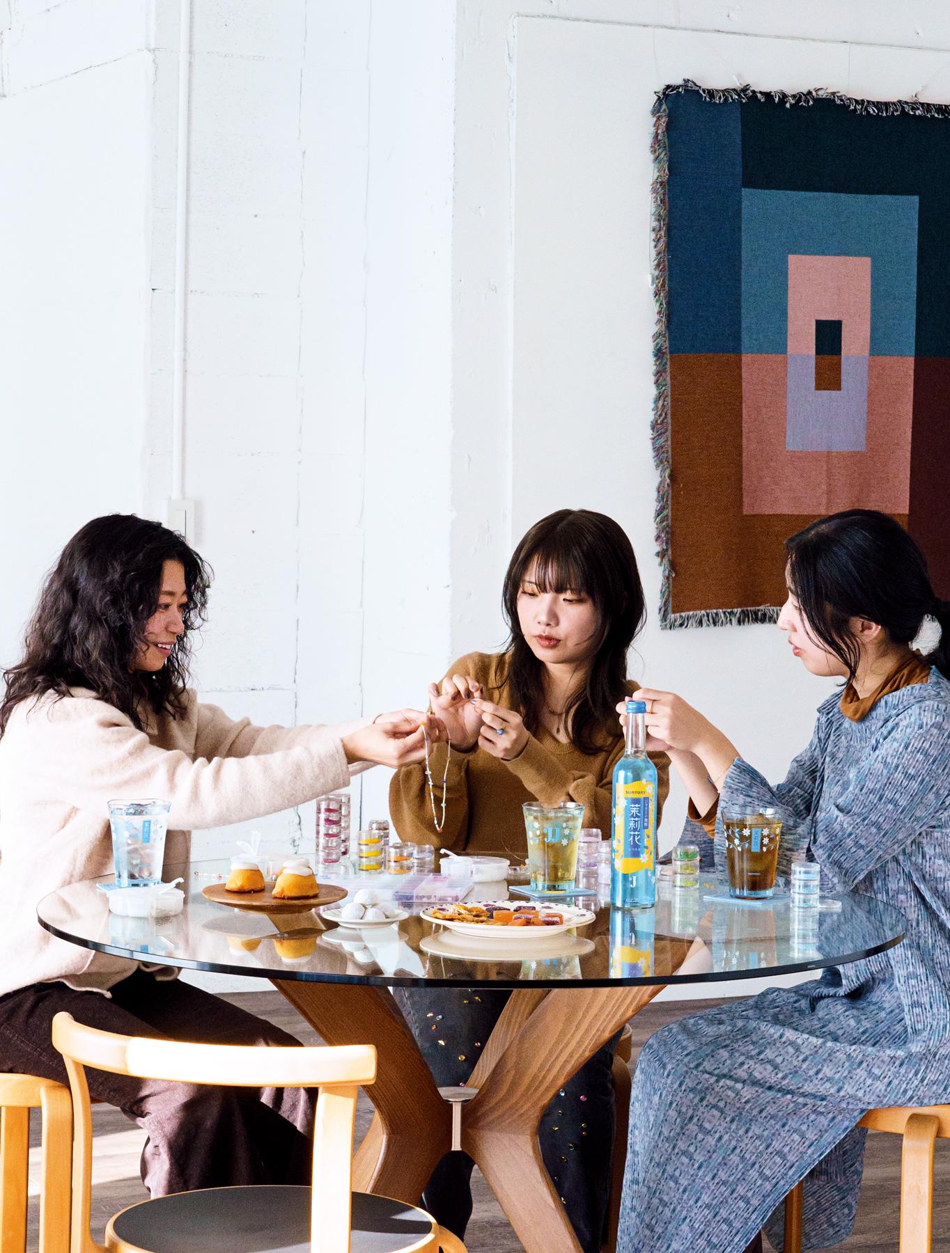 枝優花さんに聞く“心地いい”じぶん時間。「ジャスミン焼酎 茉莉花」で大切なひとときに