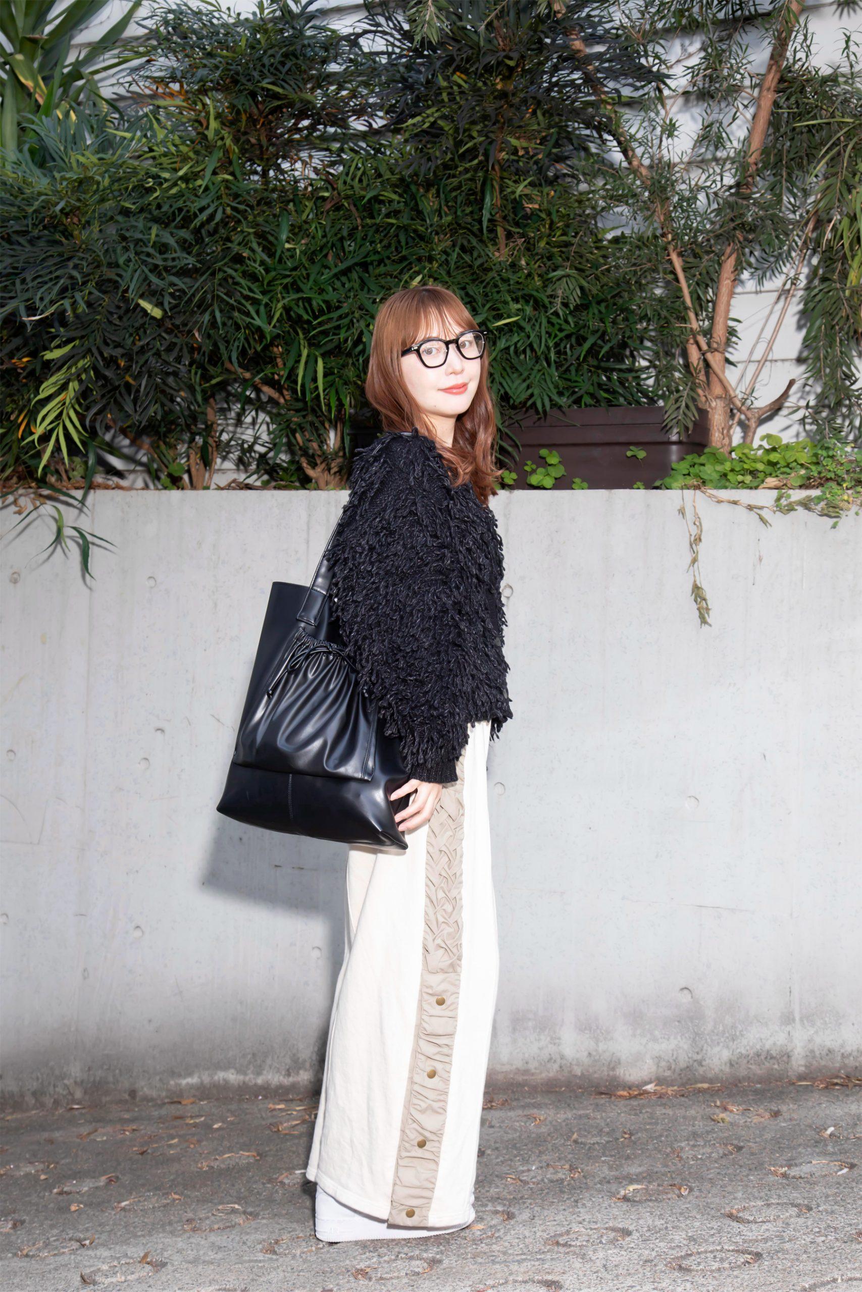 木村ミサさんの『WHAT’S IN MY BAG』 楽曲や世界観のアイデアは 目的なしの散歩やカフェで