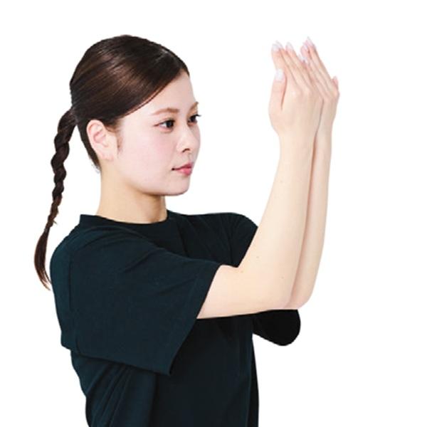 プロダンサー・NOSUKEが教える！ 固まりがちな体をほぐすストレッチ6選