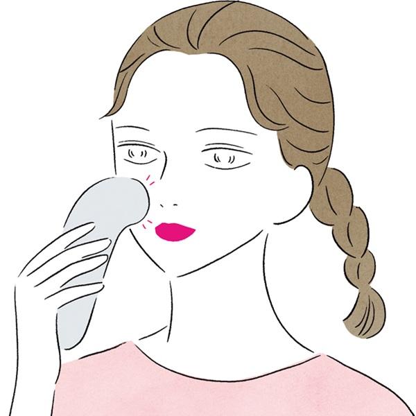 お手軽ながら、マルチな美容効果の恩恵を受けられる！ 光美容で肌ケア