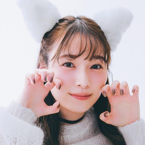 櫻坂46・守屋麗奈「うちのあざと犬を見習ってみました（笑）」 チワワ風メイクに挑戦