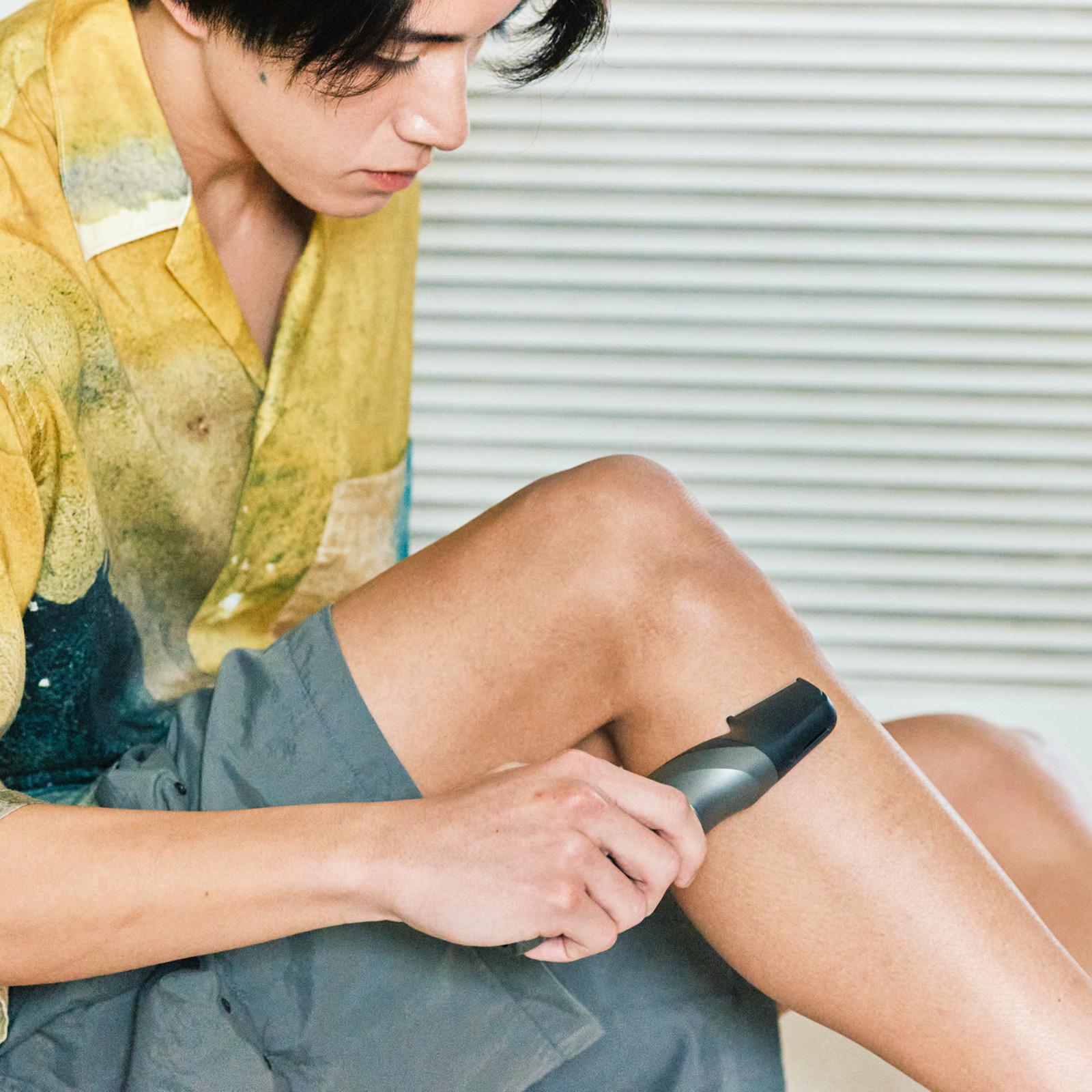 夏の旅先で「ケアしておいてよかった」こと。男女100人に聞いた「男性の体毛が気になる瞬間」