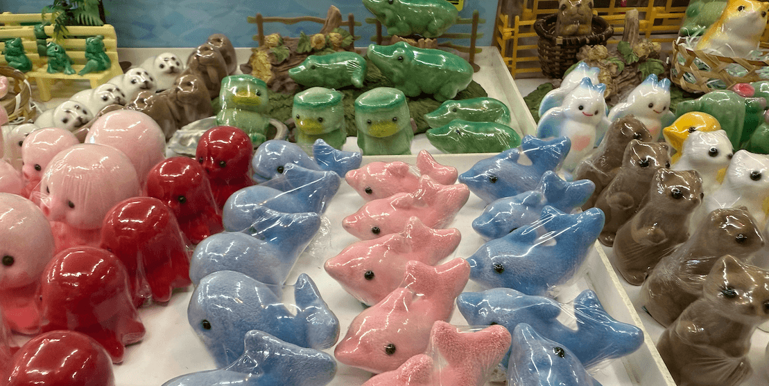 懐かしいファンシー土産にときめきが止まらない。夢の「真珠コーナー」へ