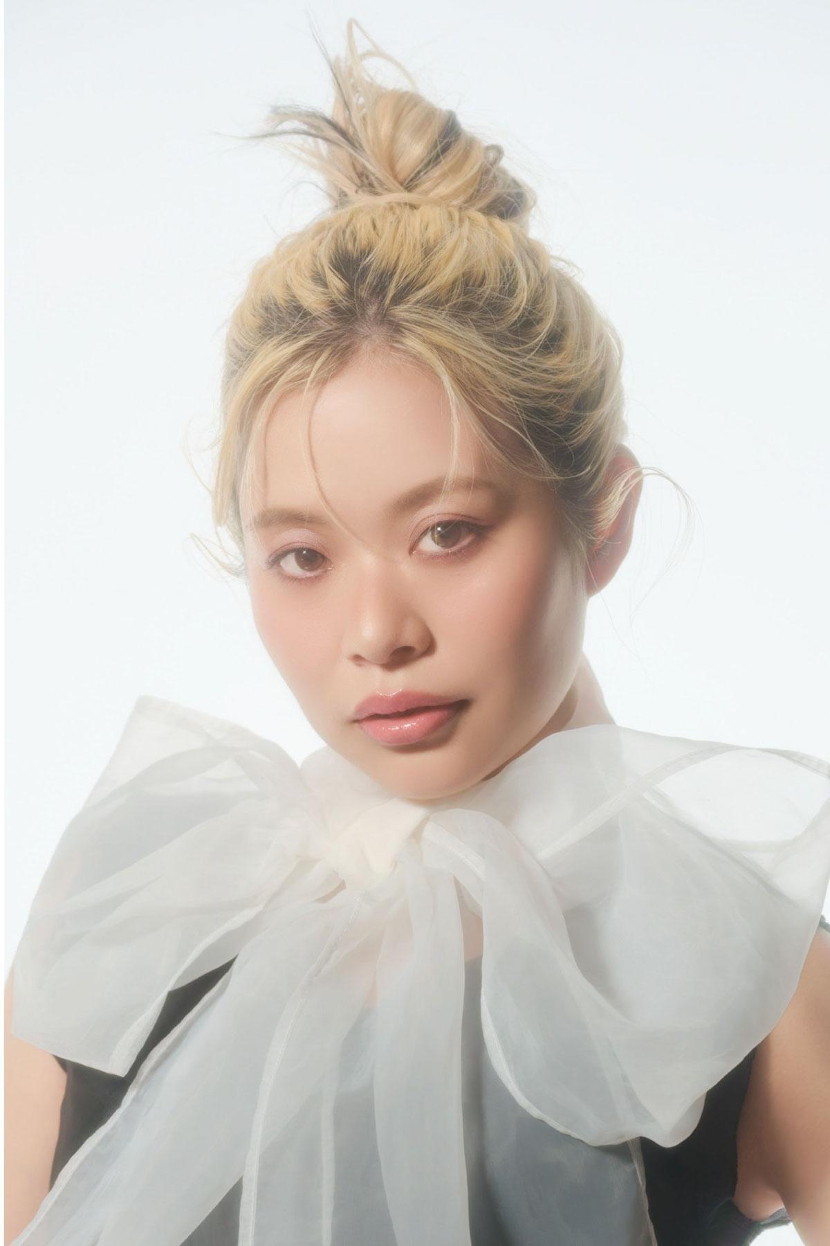 エルフ・荒川さんが普段とは一味違う“アンニュイギャル”に！｜ #美ジュ-1グランプリ