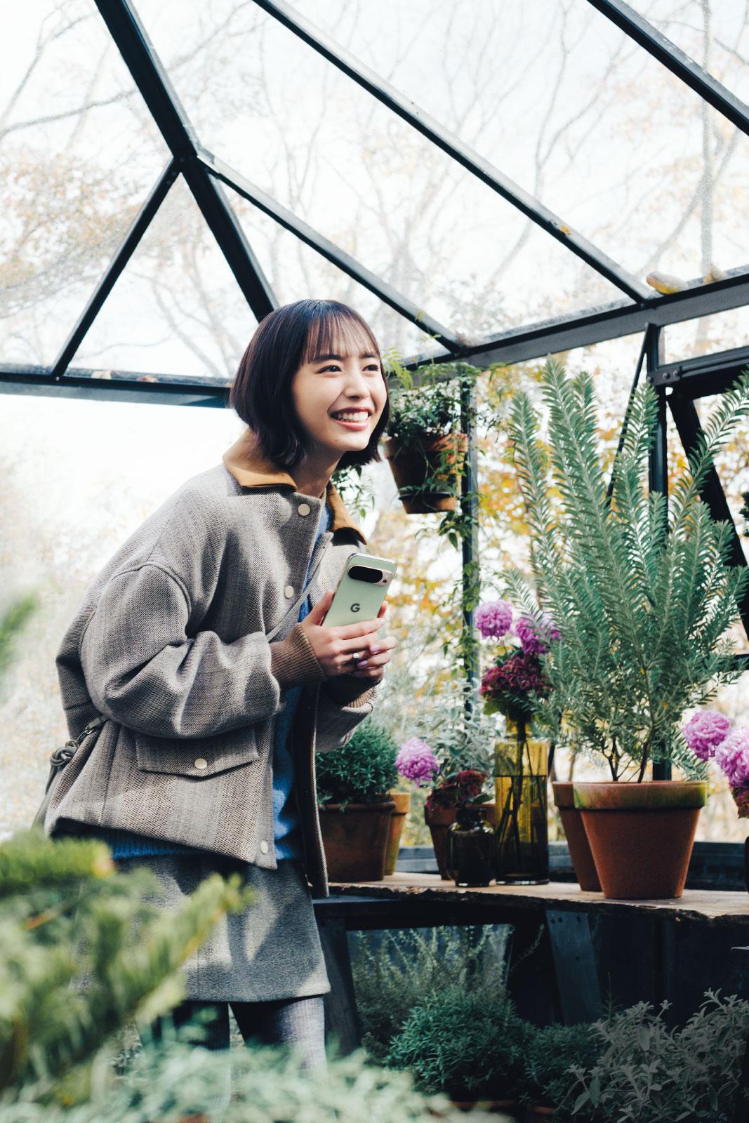 一人旅の相棒！ 井桁弘恵さんがGoogle Pixelと箱根で過ごす、ご自愛旅