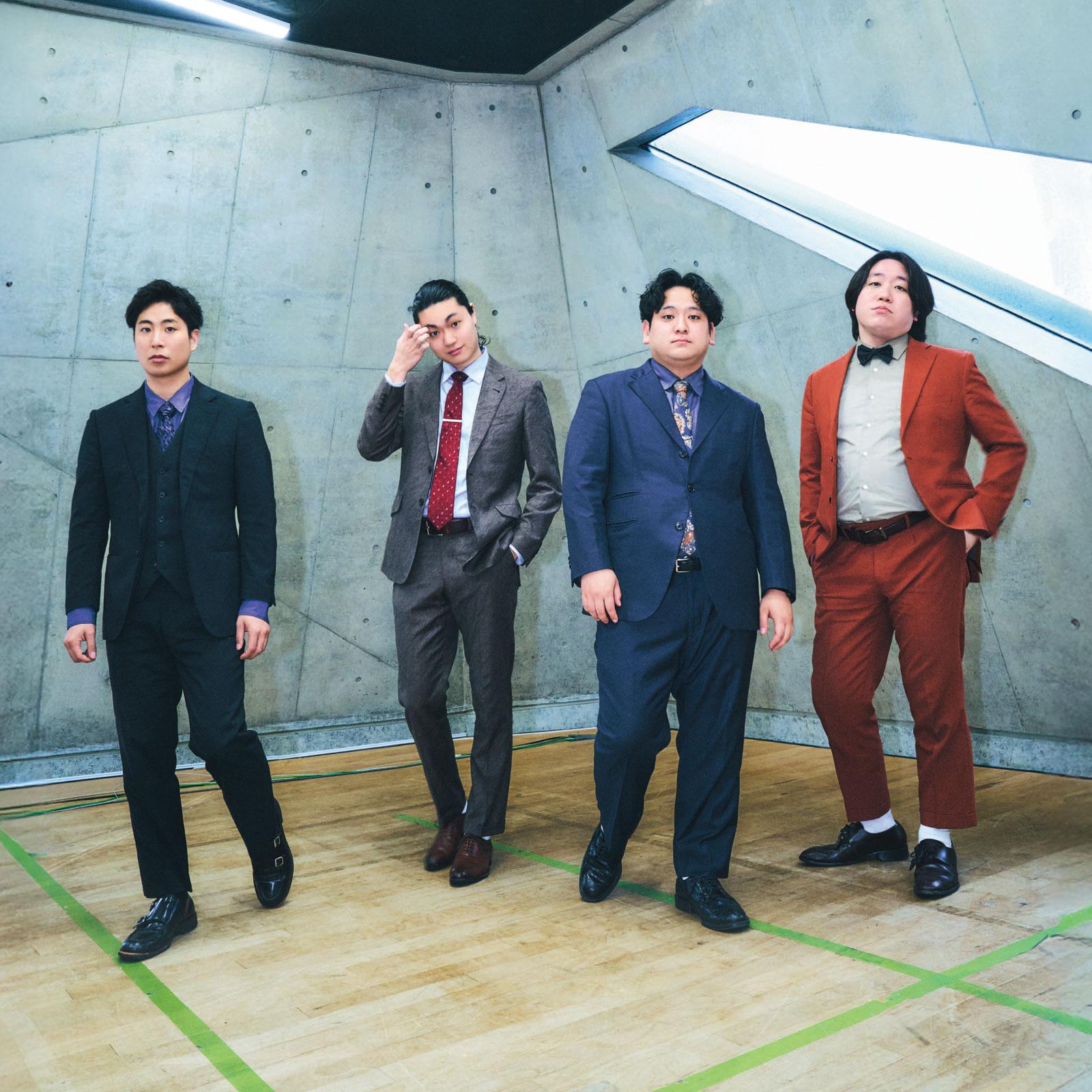 注目の若手芸人、金魚番長×ゼロカラン。劇場ライブで、ユニットが生み出す熱