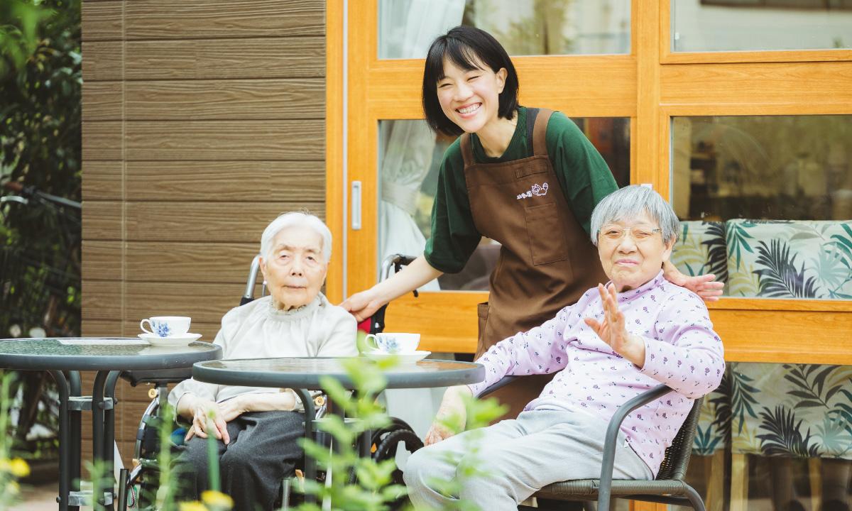 子育てと両立しながら。ケアマネ・工藤瞳さんが大切にする「日々の生活」|世田谷区で自分らしく働く、福祉の現場